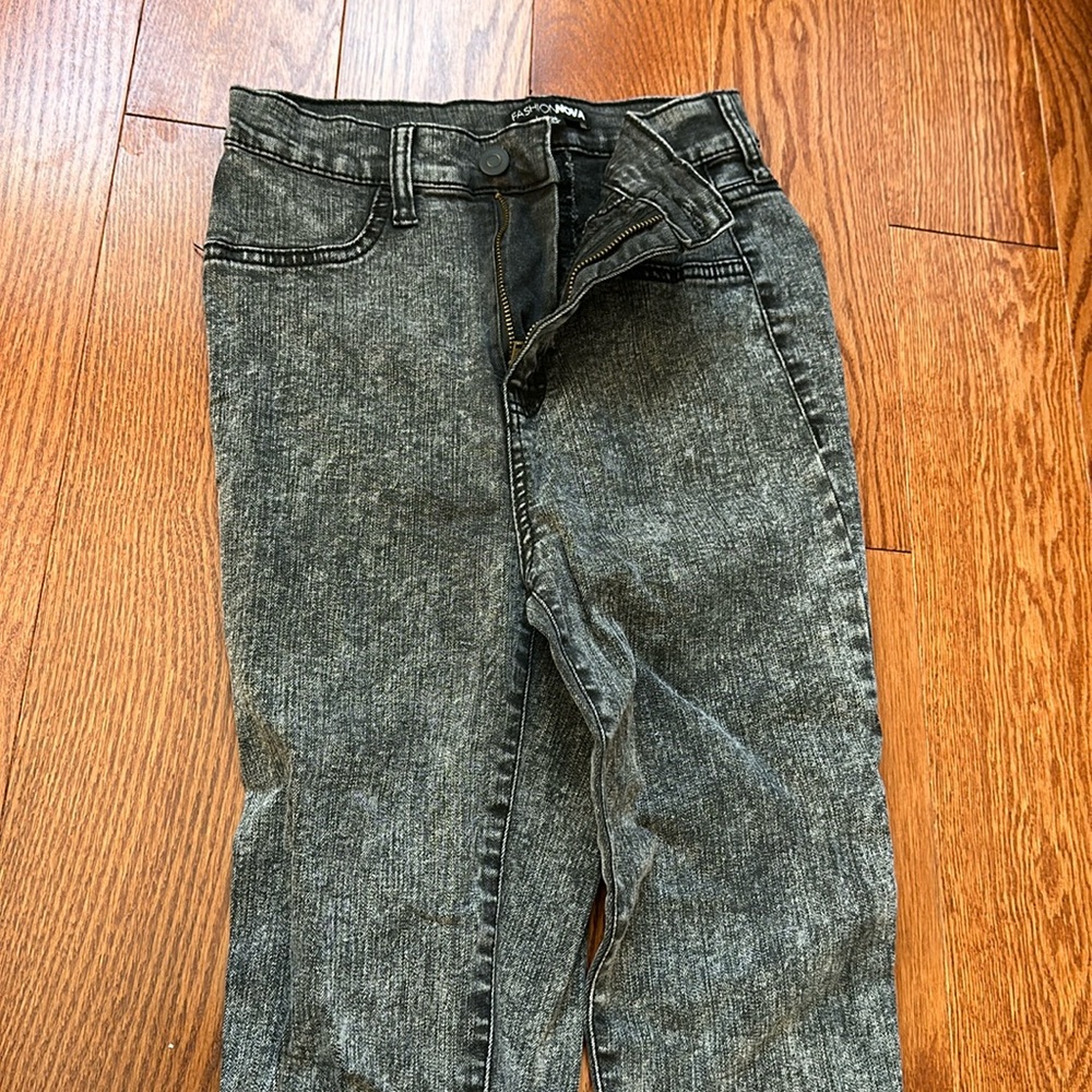 Fashion nova skinny jeans